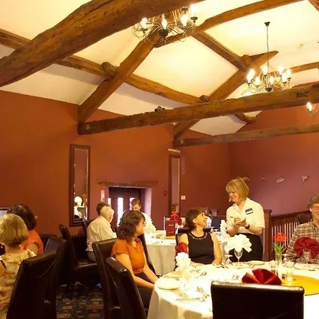 Thorns Hall منزل ريفي *